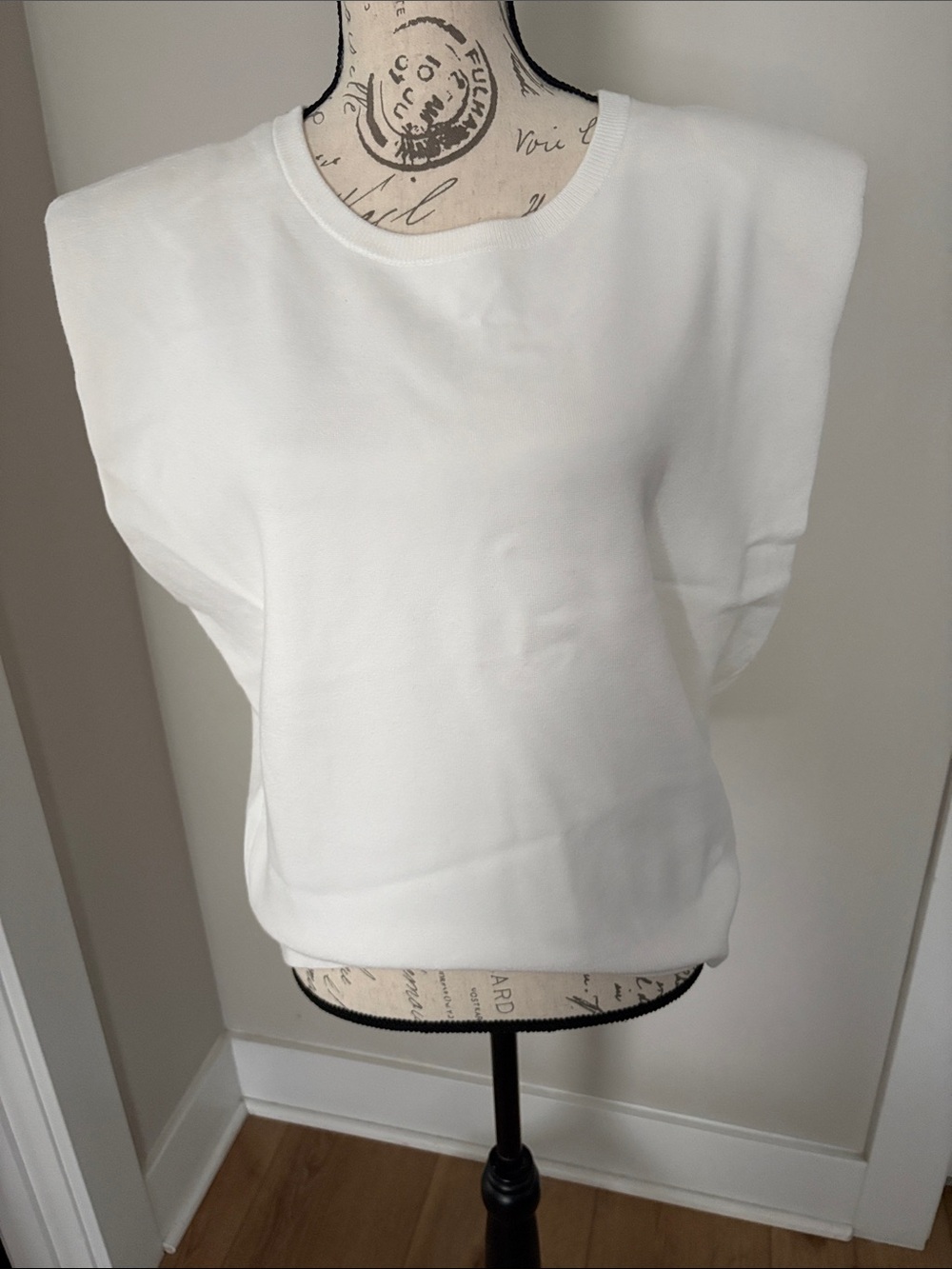 Express Large White Boxy Cap Sleeve Tunic Top